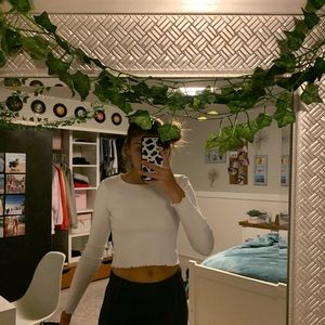 brandy melville long sleeve